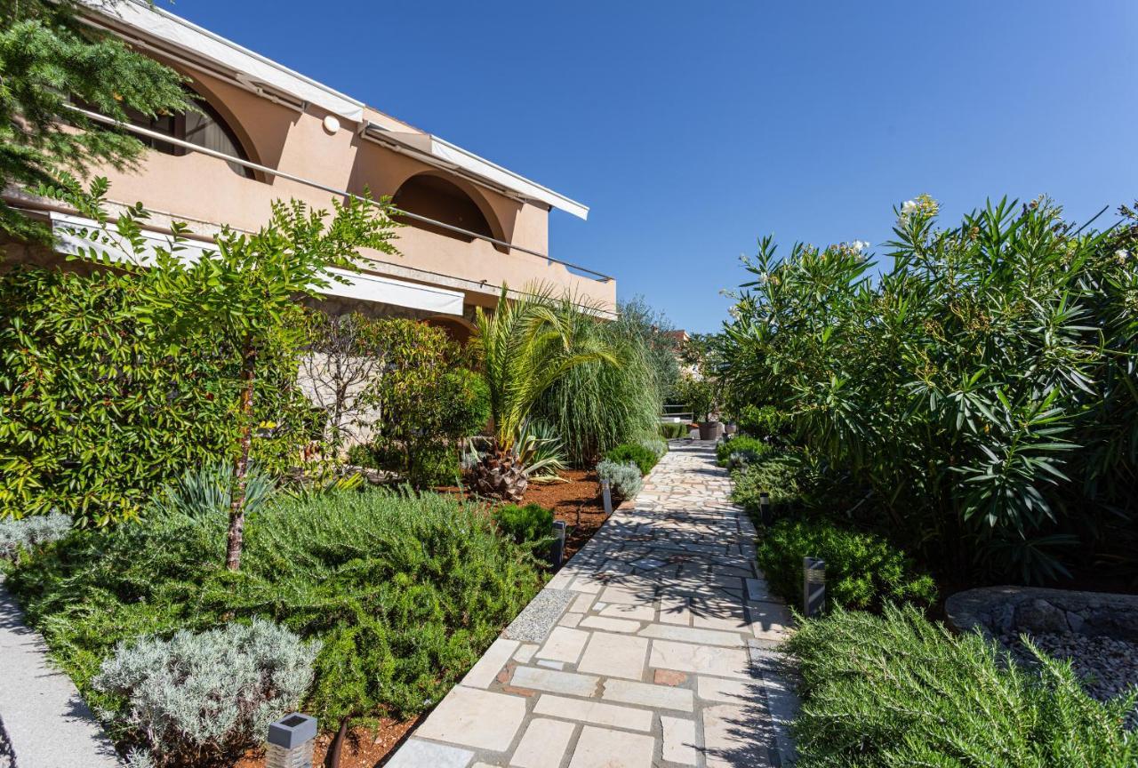 Apartments House Barbara Kornic Exterior photo